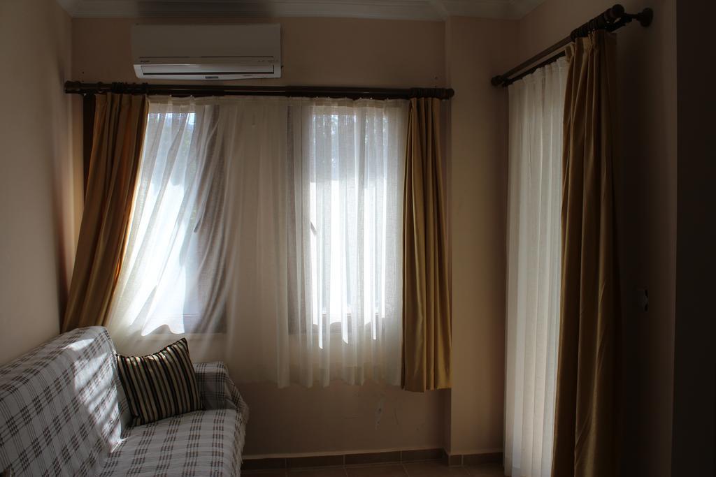 פלמוטבוקו Deniz Apart Hotel מראה חיצוני תמונה
