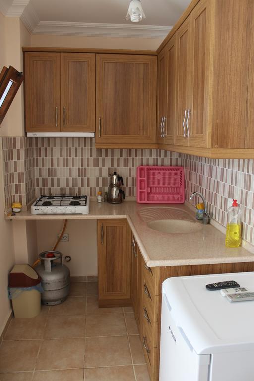 פלמוטבוקו Deniz Apart Hotel מראה חיצוני תמונה